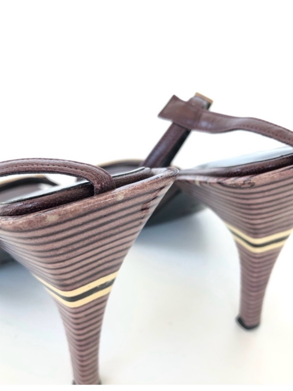 GUCCI Purple Strappy Ankle  Heel Sandals Sz7   Free gift if purchased 48 hrs - Picture 8 of 8